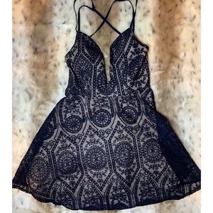 L’atiste | Immy Lace Plunging Navy Skater Dress